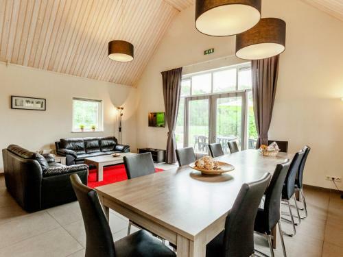 Holiday Home De Lansert 1