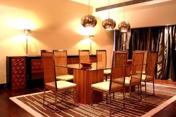 Hotel Vivanta By Taj Dal View