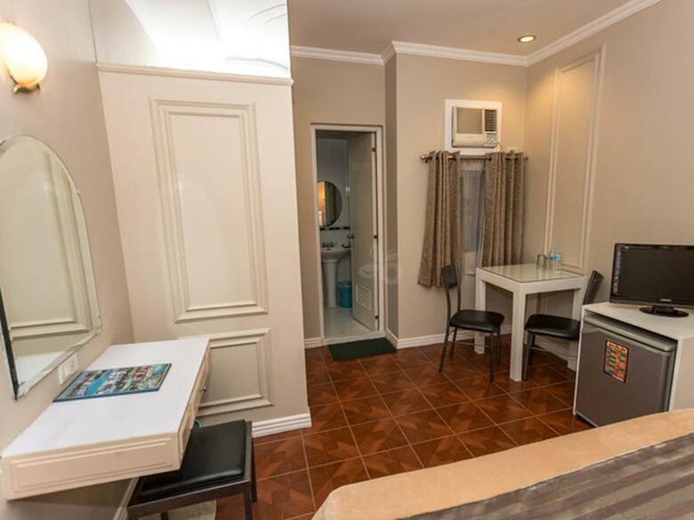 Shogun Suite Hotel