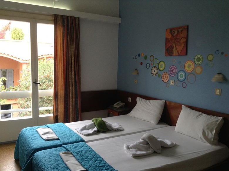 Pasiphae Hotel