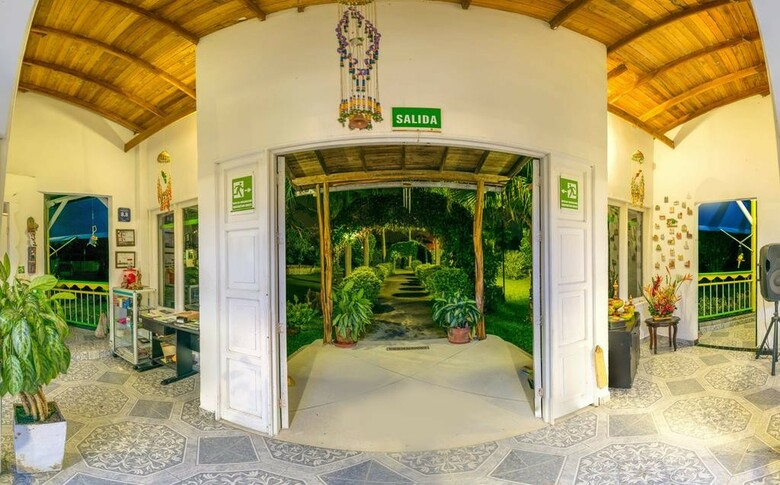 Agroturismo Finca Hotel Azulinas