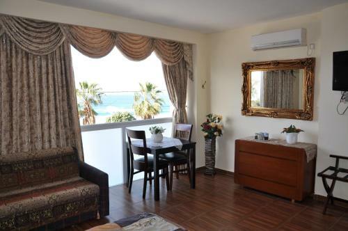 Hotel Suites Bat Yam