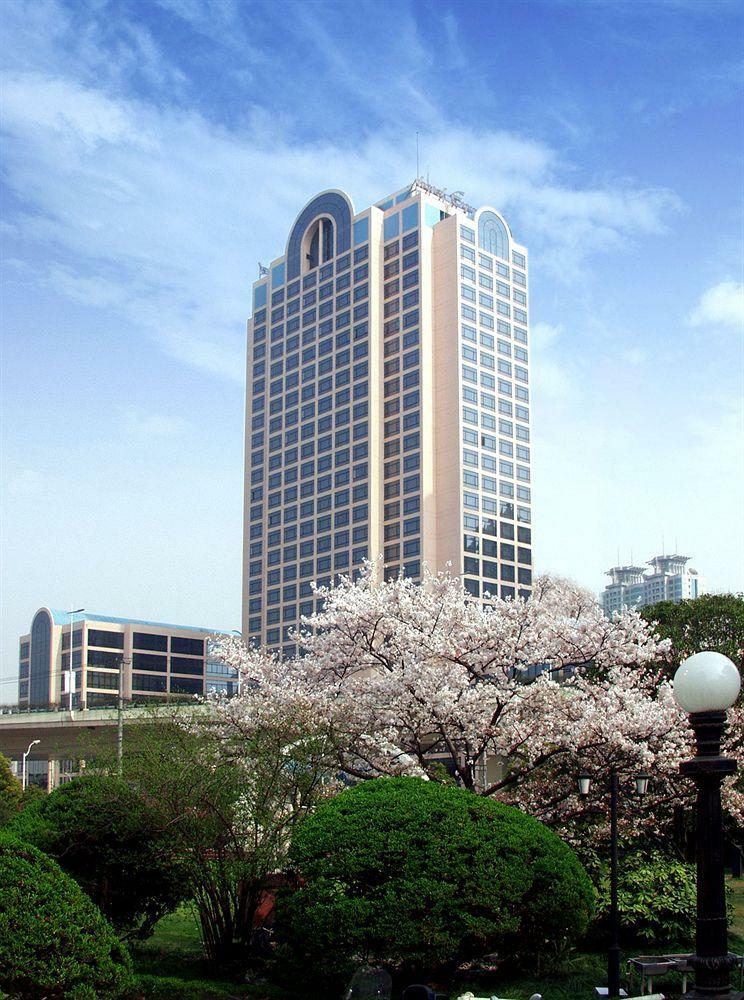 Hotel Equatorial Shanghai