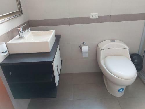Albergue Hostal Tutamanda 2