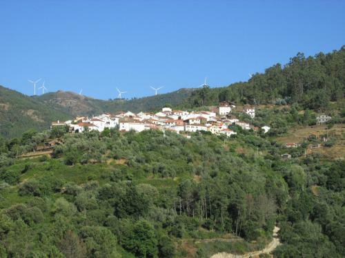 Hostal Alojamento Local De Pardieiros