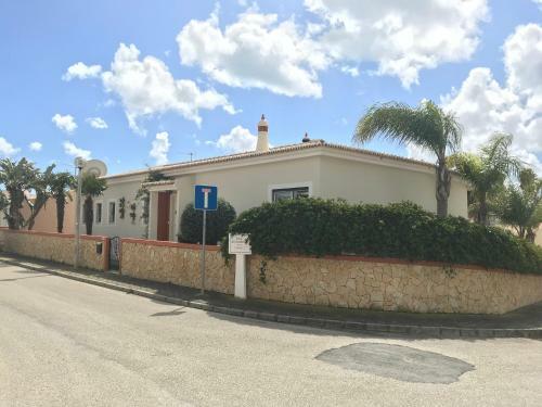 Casa M�s