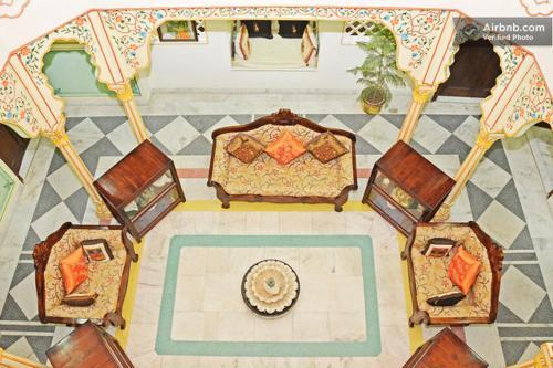 Bed & Breakfast Rani Mahal Hotel