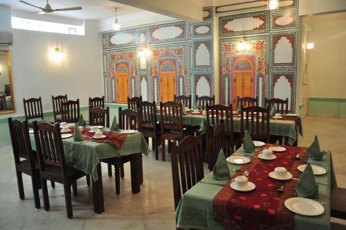 Bed & Breakfast Rani Mahal Hotel