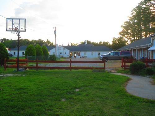 Southside Motel And Marina