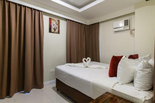 Jmm Apartment Suites