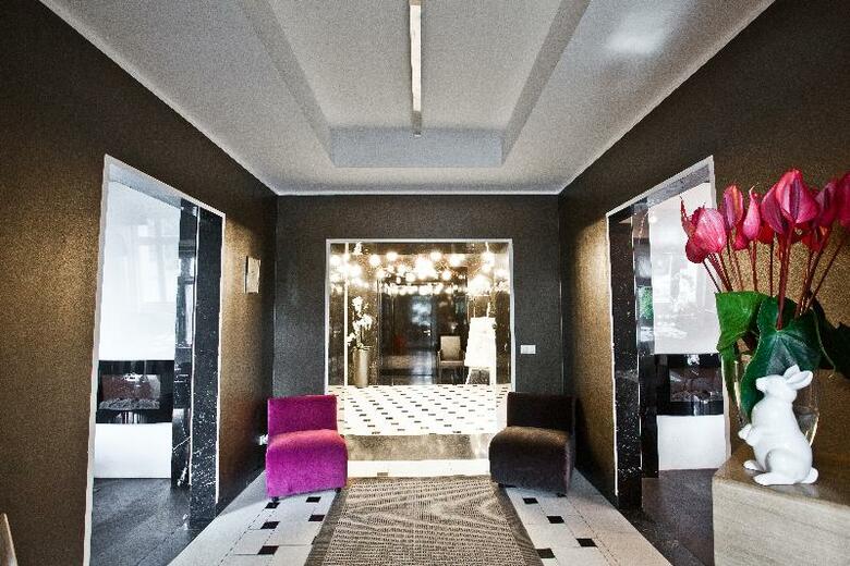 Platinum Palace Residence Boutique Hotel