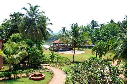 Hotel The Byke Old Anchor - A Beach Front Resort
