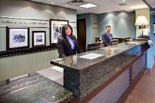 Hotel Hampton Inn & Suites By Hilton Toronto Airport