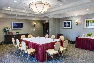 Hotel Hampton Inn & Suites By Hilton Toronto Airport
