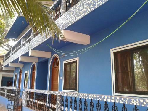 Hostal Romaldo Guest House