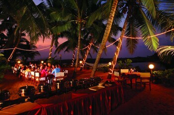 Hotel Beach And Lake Ayurvedic Resort