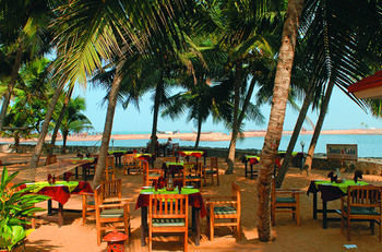 Hotel Beach And Lake Ayurvedic Resort