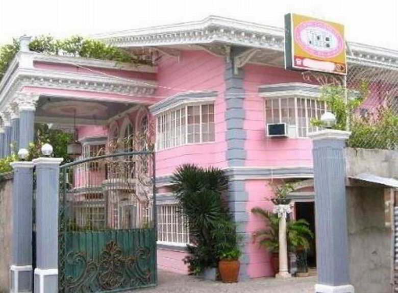 Posada Europa Mansionette Inn