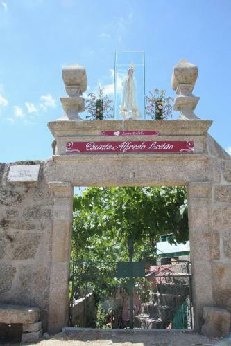 Hostal Alojamento D Ines