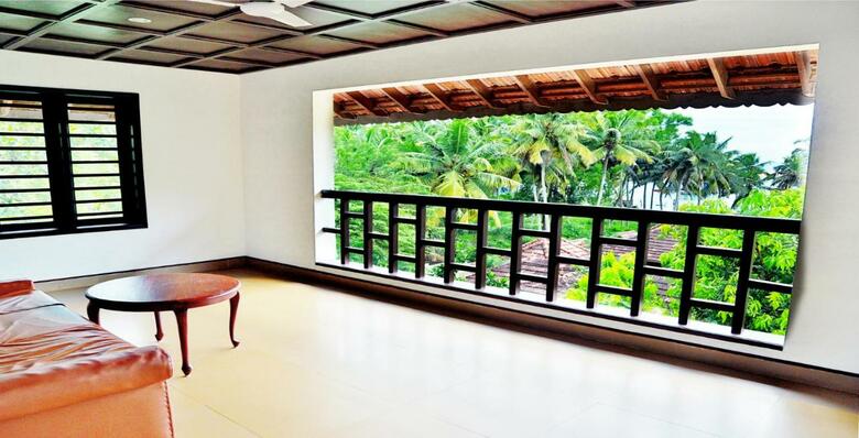 Hotel Estuary Island