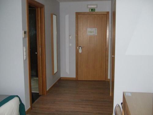 Hostal Alojamento Do Zezere