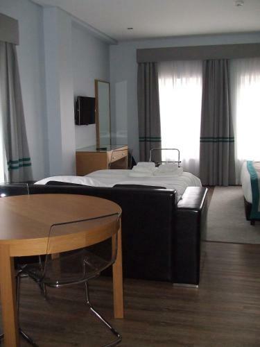 Hostal Alojamento Do Zezere