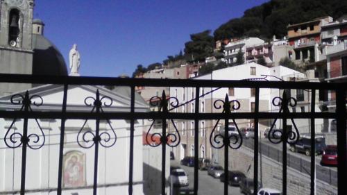 Hostal Drommire In Plassa E Clesia