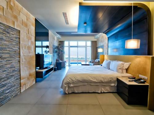 Hotel White House Beach Resort