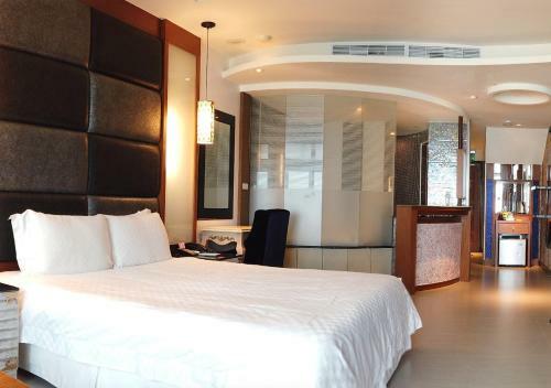 Hotel White House Beach Resort