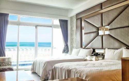 Hotel White House Beach Resort