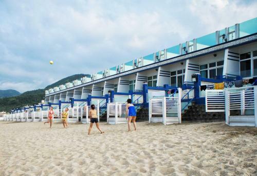 Hotel White House Beach Resort
