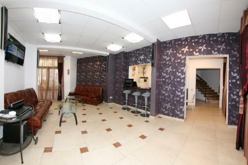 City Garden Hotel
