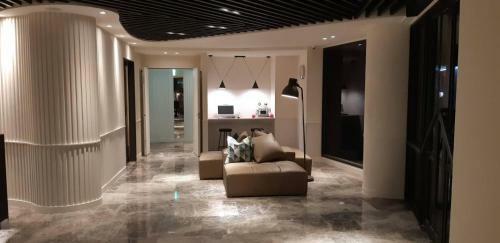 Hotel New California