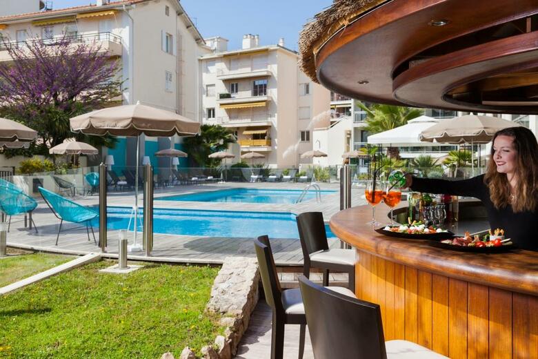 Hotel Neh� Suites Cannes Croisette