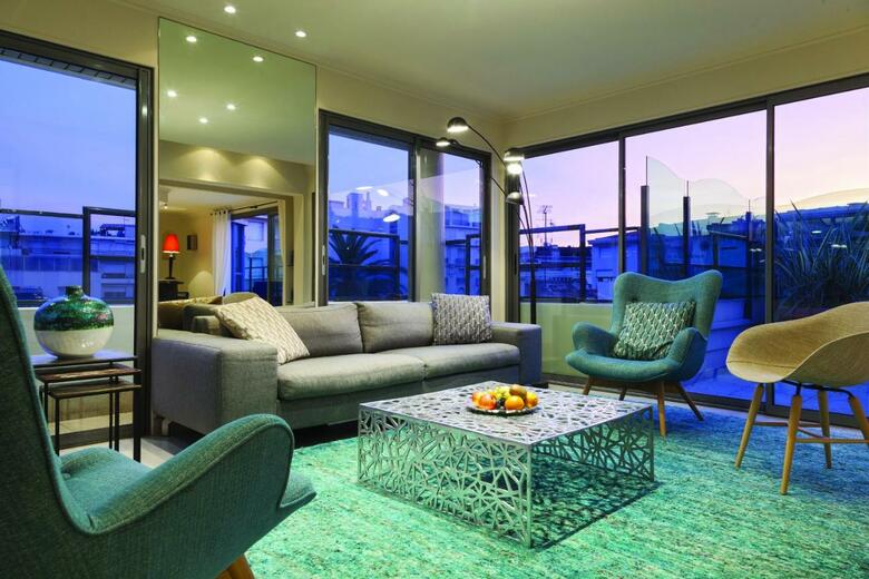 Hotel Neh� Suites Cannes Croisette