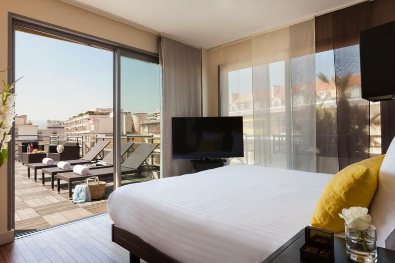Hotel Neh� Suites Cannes Croisette