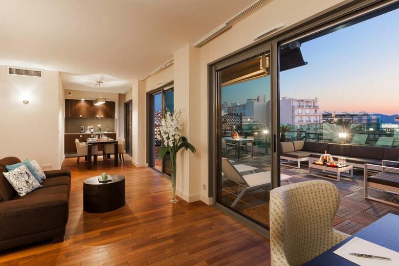 Hotel Neh� Suites Cannes Croisette