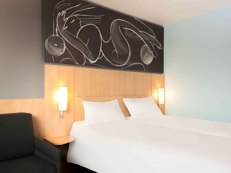 Hotel Ibis 3 Lacs Neuch�tel