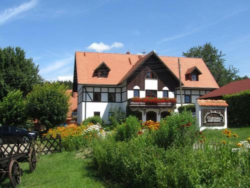 Hostal Go?ciniec Nowa Wioska