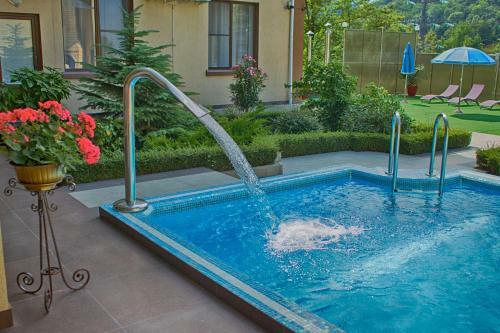 Hostal Matsesta Lili Guest House