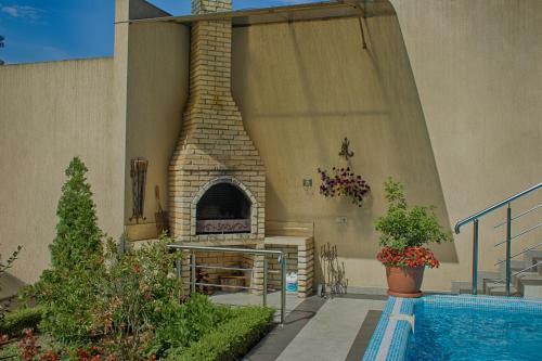 Hostal Matsesta Lili Guest House