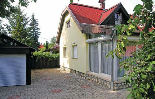 Holiday Home Kat� Utca-si�fok
