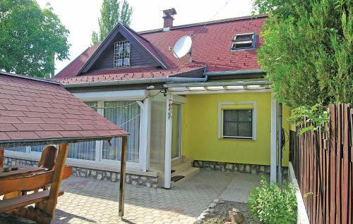 Holiday Home Kat� Utca-si�fok