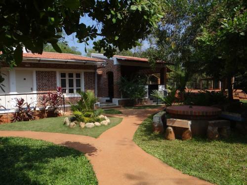 Posada Inn Pondiville Forest Retreat