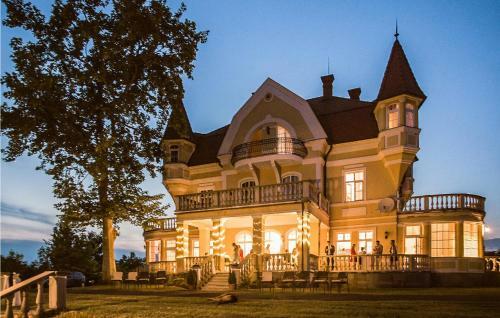 Holiday Home Kopaszdomb H�z-fony�d