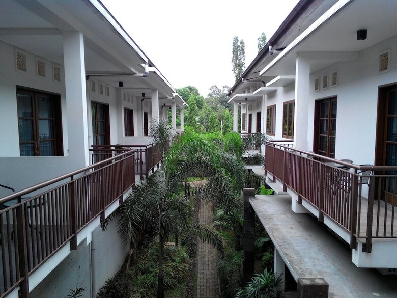 Hotel Rukun Senior Living