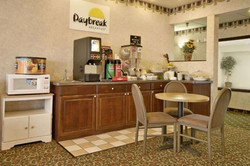 Hotel Days Inn Walcott