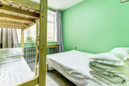 Snow Young Hostel