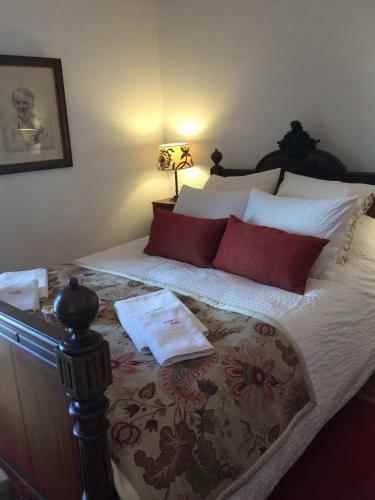 Hostal Quatro S�is Guesthouse