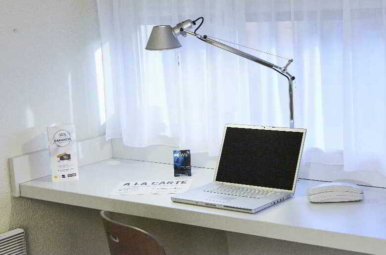 Hotel Campanile Lille Sud - Chr